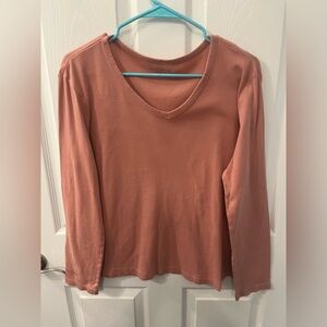 Architect size XL long sleeve V neck top